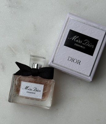 Miss Dior Essence 5ml Miniatur Parfum Neu