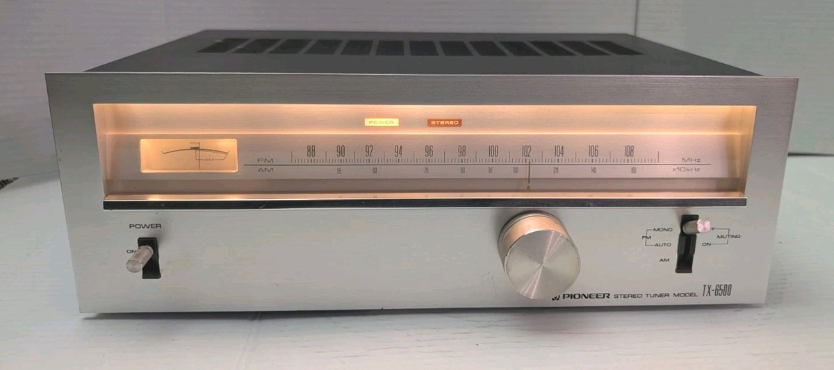 Pioneer TX-6500 Vintage AM/FM Stereo Tuner Made In Japan Works