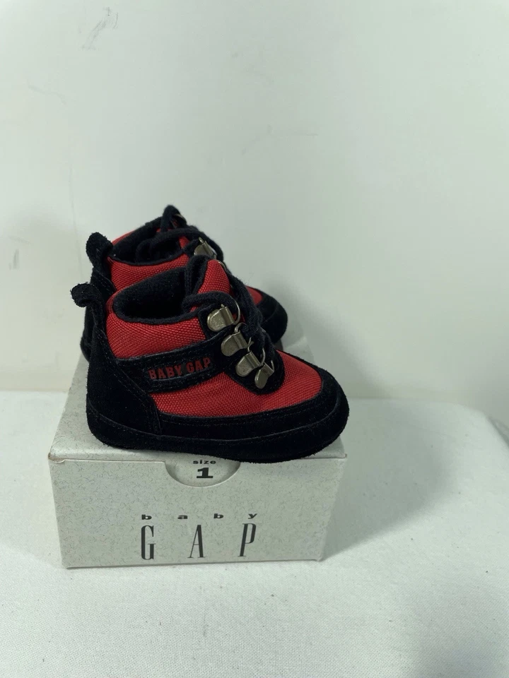 Primeros zapatos Baby Gap rojo/negro con cordones talla 1 Foto 2 de 4
