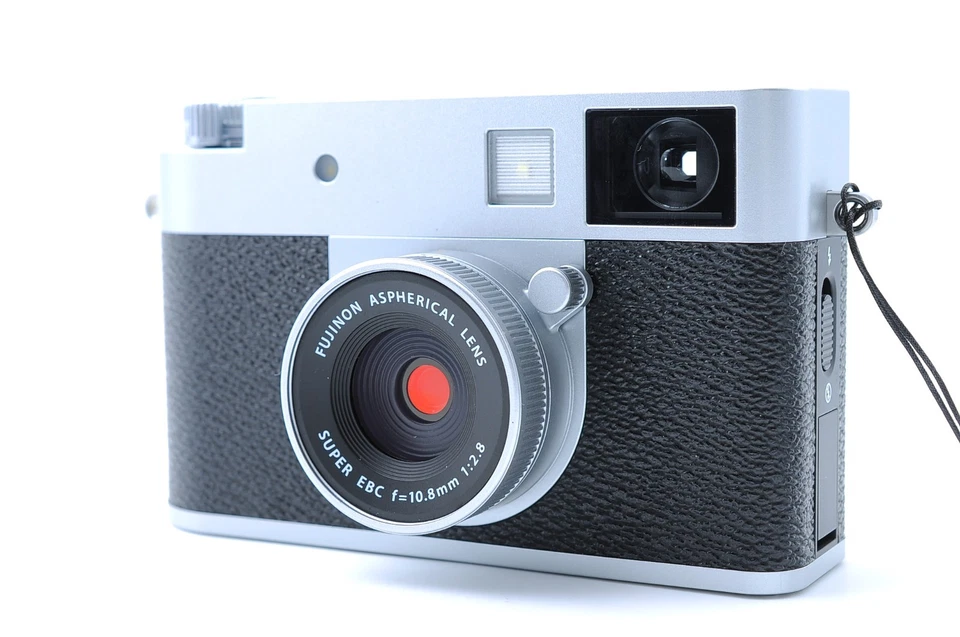 Unused in Box Fujifilm X Half X-HF1 Silver Point and Shoot Digital Camera - Image 2 of 4