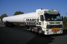 Foto de camión Volvo FH12 remolque plataforma Dinamarca blanco Madsen, Dinamarca, Je #c5qy