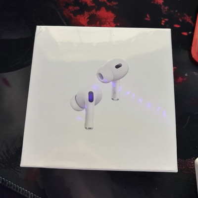 Apple AirPods Pro 2nd Gen Earbud In Ear Bluetooth USB-C MagSafe Case White New