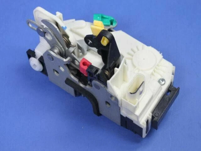 Genuíno Mopar 2007-2012 Jeep Liberty trava de porta atuador direito 4589278AJ - Imagem 2 de 4