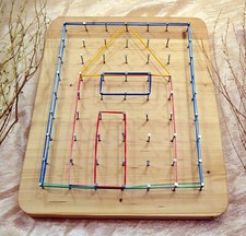 Gioco lavagna chiodata