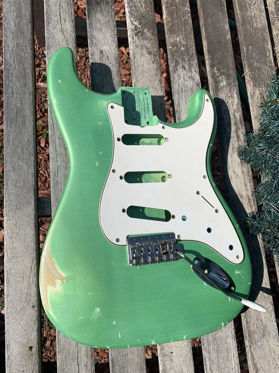 STRAT BODY RELIC 60s Nitro ThinSkinLacquer GREEN Pearl order yours