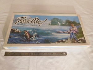 SUPER FUN! Scarce New & Sealed 1977 Fishing Game "FISH ON!" W.Kuriata Inc.