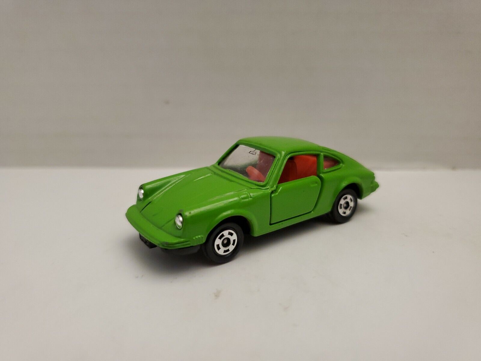 2022人気特価 トミカF3 ポルシェ911S TOMY TOMICA 日本製ミニカー