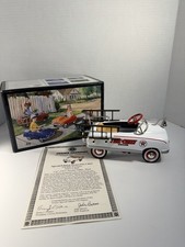 Texaco 1948 BMC Fire Engine Pedal Car - (1 of 5004) 1996 Crown Premiums