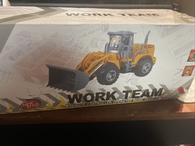 Work Team Remote Controller Operated Work Vehicle Excavator