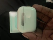 Apple AirPods Pro White Wireless Bluetooth Earbuds with Charging Case