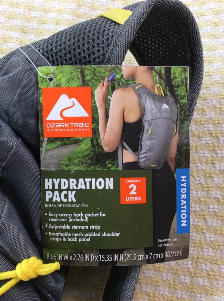 Ozark Trail Hydration Hiking Backpack with Hydration Bladder, 2L, Gray - Image 3 of 4