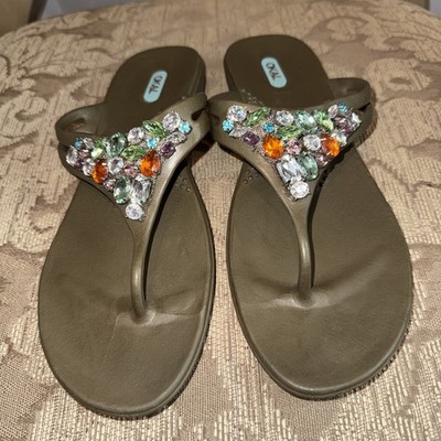 OKA.B Woman s Size 8 Thong with Rhinestone Flipflops size ML Shoes That Love You