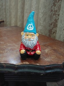 Garden Gnome Hippie 5 Inches Tall Hand Painted Plaster Made In Usa Ebay