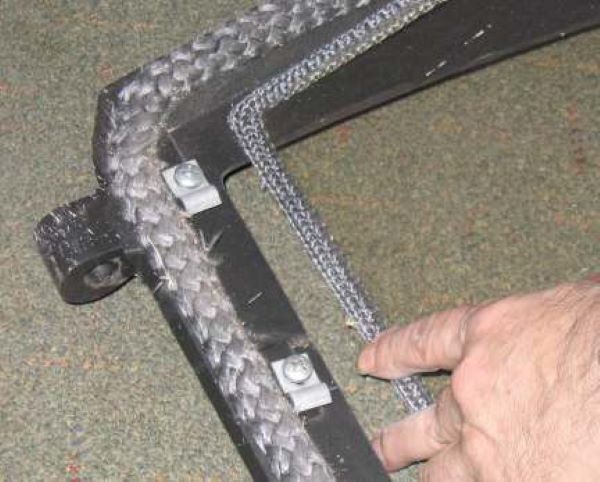 EODKSE Guarnizione Camino in Fibra di Vetro Resistenti al Calore 550°C EODKSE Guarnizione Camino in Fibra di Vetro Resistenti al Calore 550°C