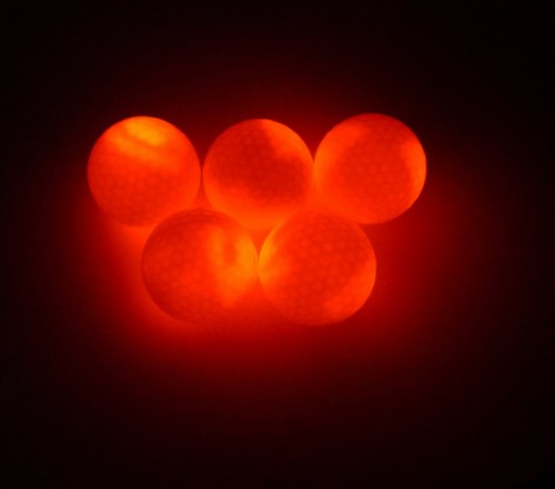 Light up Golf Balls for Night Play LED Glow Surlyn Golfball casing 5 Pack RED - Picture 2 of 11