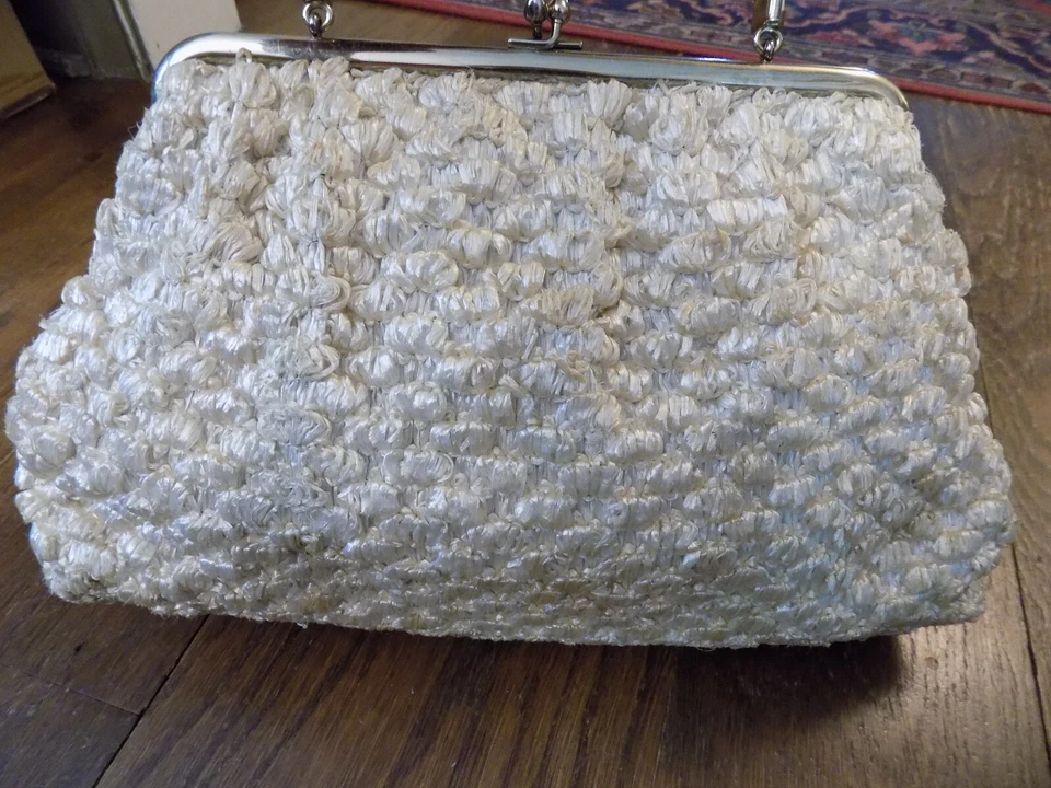 Vtg Handbag 1960s Ivory Woven Coated Straw Raffia Gold Frame Kiss Lock Vendi HTF - Image 2 of 4