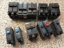Bryant Circuit Breaker  Lot Of 11 120/240VAC