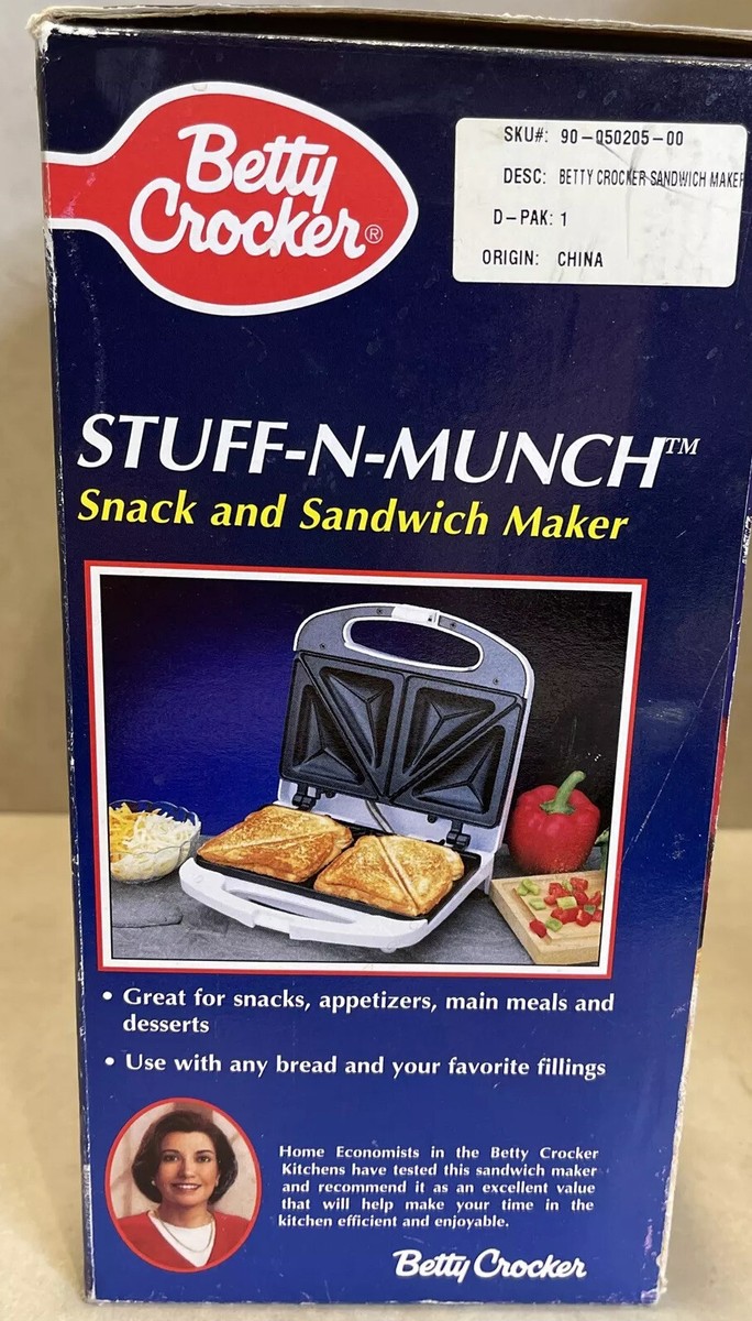 Betty Crocker Stuff-N-Munch White Snack Sandwich Maker Model BC-1937 640W
