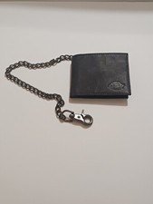 New Dikies Wallet Black For A Man With Chain
