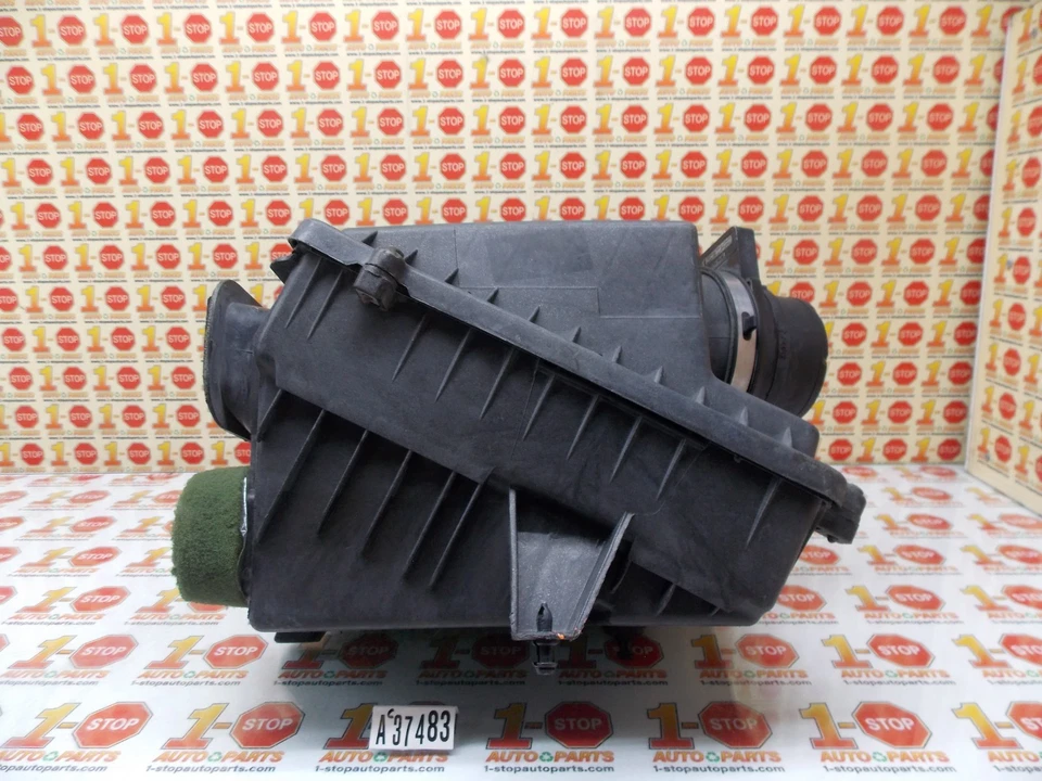 Chevrolet Silverado 1500 2003-2007 montaje de caja filtro de aire 25873812 OEM Foto 3 de 4