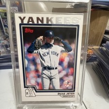 Topps 2004 Derek Jeter #20 New York Yankees Baseball Card MLB