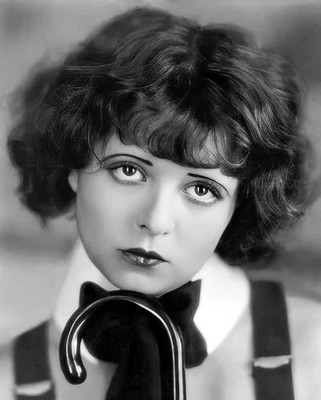 Young CLARA BOW Cute Portrait Photo   (224-D )
