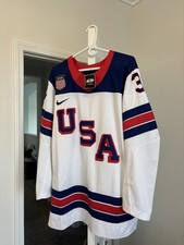 Nike 2026 Olympics Team USA Connor Hellebuyck #37 Jersey, Size Large