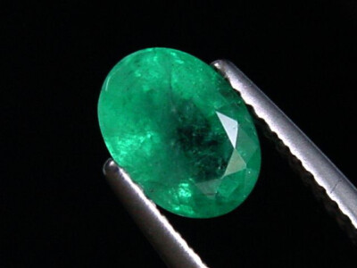 Smaragd / Emerald 1,27 Ct. feines Grün Oval Kolumbien (3672t)