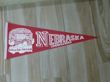 PENNANT COLLEGE  FOOTBALL FELT ! !NEBRASKA  CORNHUSKERS COTTON BOWL DALLAS TEXAS