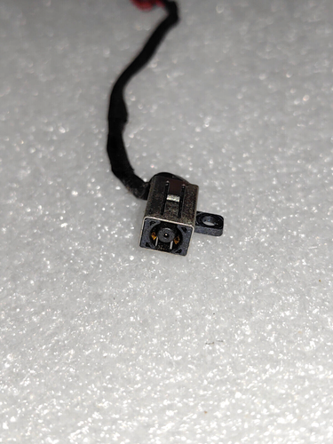Connecteur d'alimentation original DC30100UD00 pour Dell Inspiron 5559 . - Photo 2/3