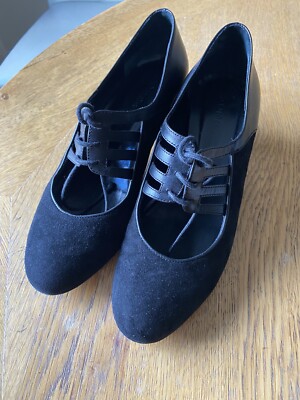 Hobbs Low Heel Size UK Black Leather Suede lace up formal