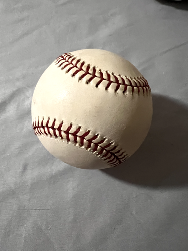 Aroldis Chapman Signed Official Major League Baseball Autograph Yankees/Rangers - Picture 3 of 3