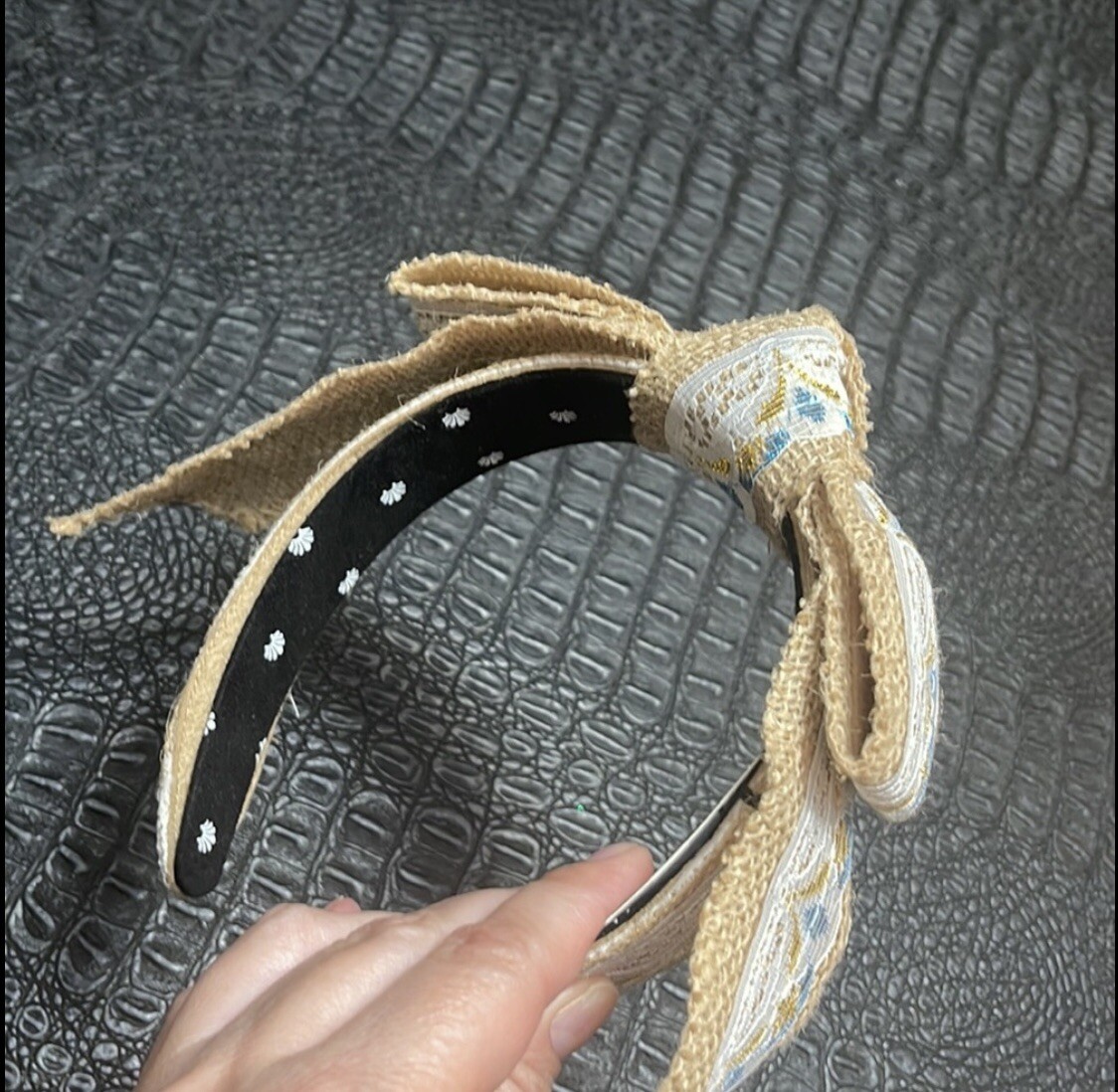 Lele Sadoughi Lace Shirley Wide Ribbon Headband | eBay display picture 2