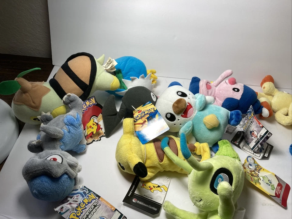 Лот 9 Pokemon Plush Pikachu, Turtwig, Celebi, Meowth, Oshawott Pokedoll Center - Изображение 4 из 4