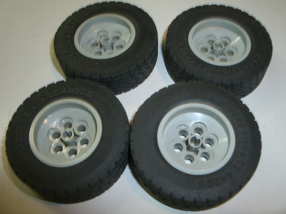 LEGO Technic 4 Reifen Felgen Räder 62.4x20S (16) - Bild 3 von 3