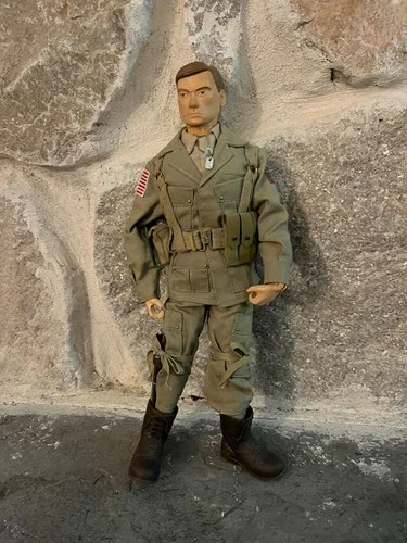 1/6 scale 21st Century Toys Ultimate Soldier WWII US 101st Airborne Paratrooper