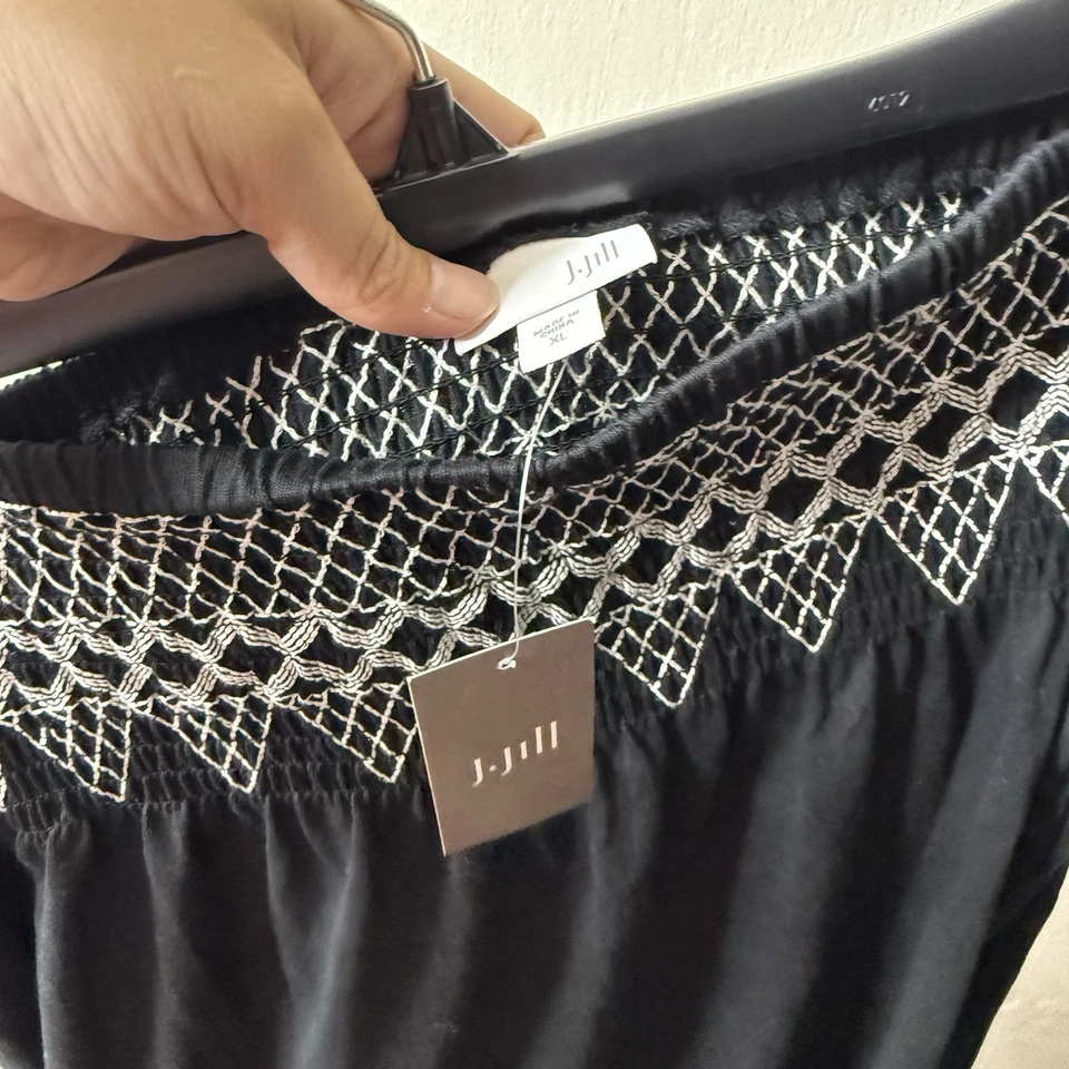 Falda J Jill Negra Bordada Talla XL NUEVA CON ETIQUETAS Defectos Foto 4 de 4