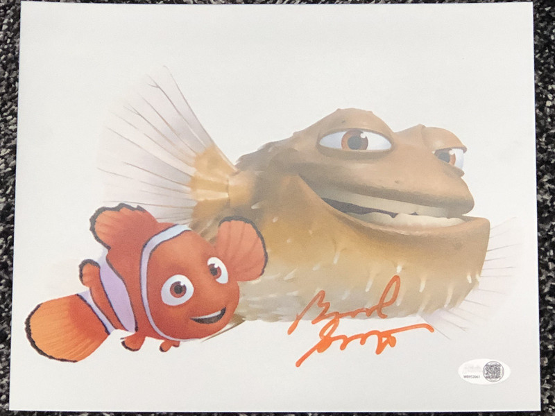 BRAD GARRETT SIGNED 8X10 VOICE BLOAT PUFFERFISH MOVIE FINDING NEMO AWESOME JSA