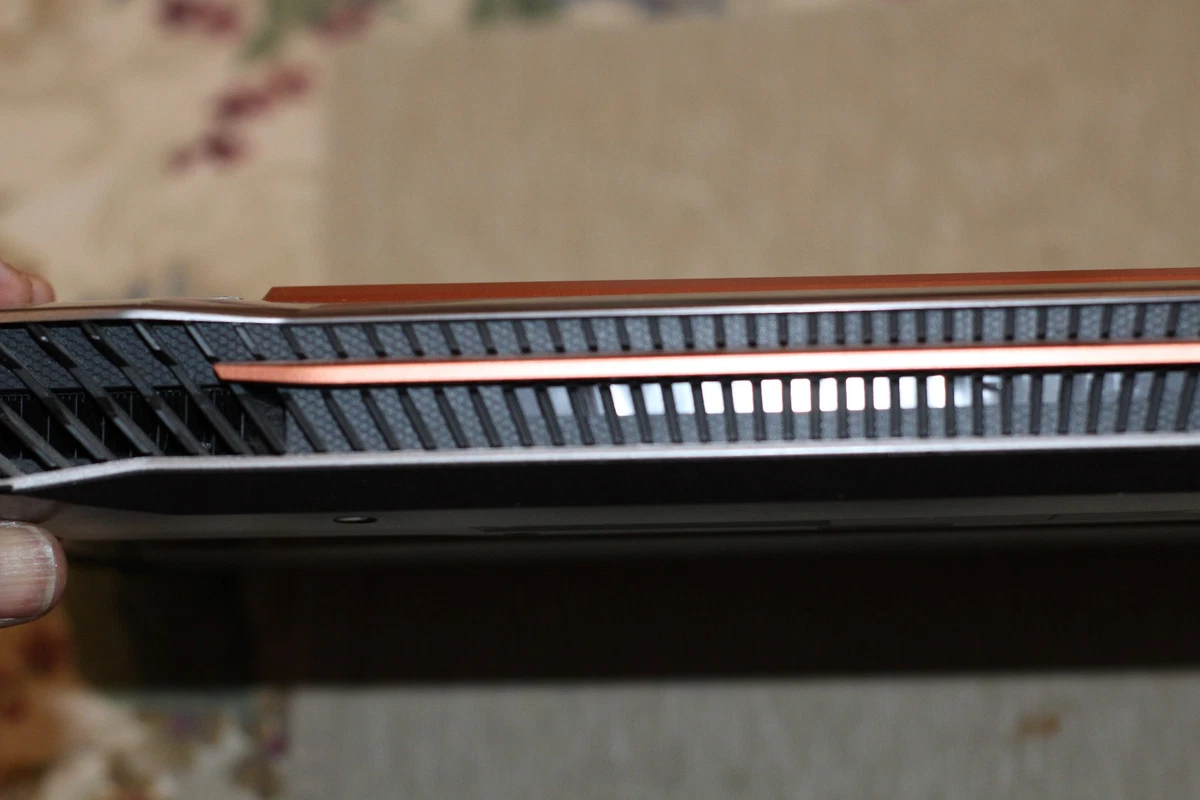 Win11 ASUS X555UA 第6世代i7 メモリ12GBSSD256GB ASUS（エイスース） ASUS X555L 15.6インチノートパソコン Win11Pro