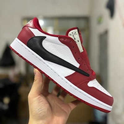 Travis Scott x Air Jordan 1 Low 