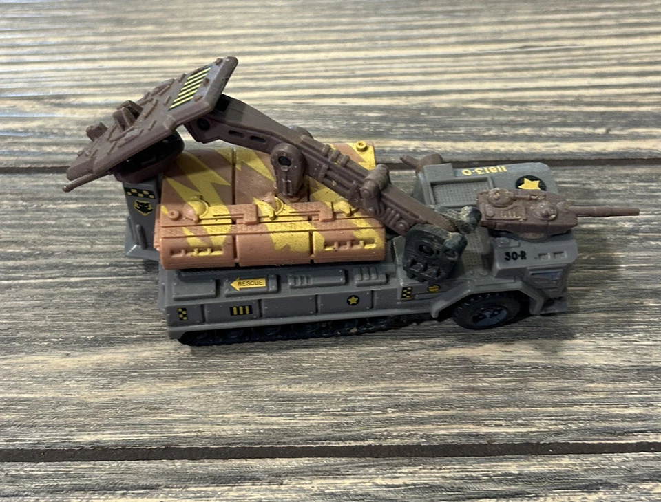 Kenner Mega Force Vehículo Tridente Despliegue Rápido Combustible V-Rocs Juguete Foto 2 de 3