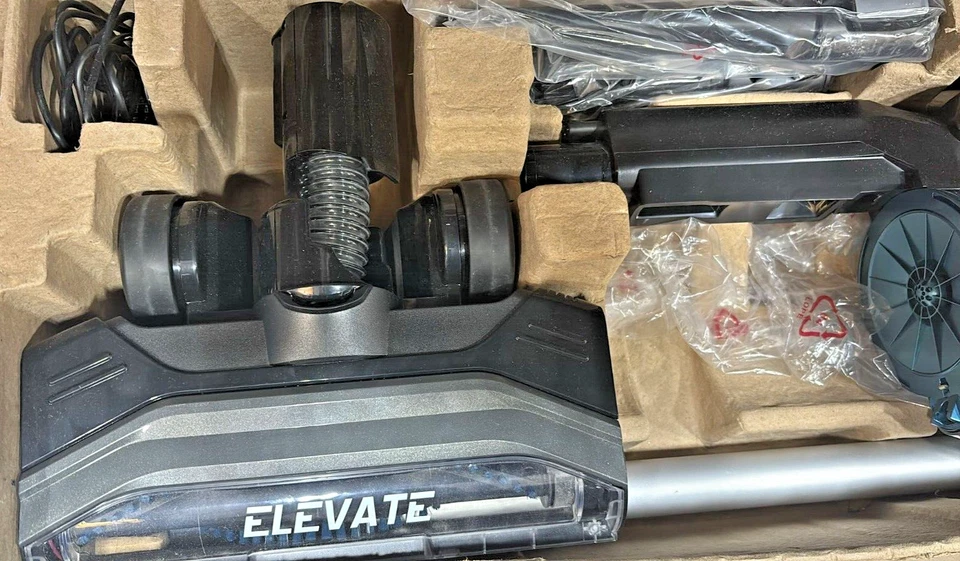 Eureka Lightweight Cordless Vacuum Cleaner, High Altitude NEC480, Black / USED - Image 3 of 4