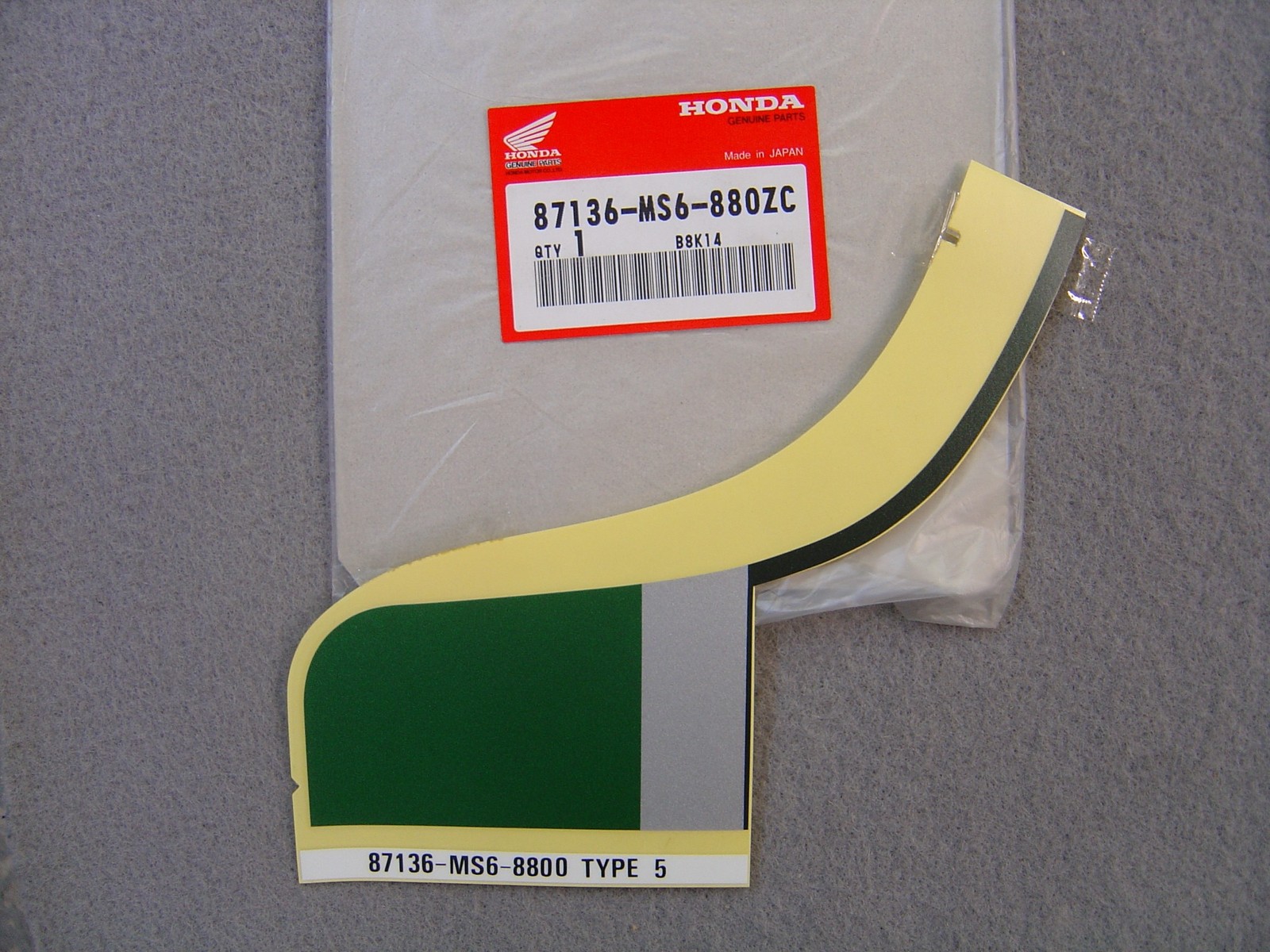 Sticker carénage XL600V Transalp Honda autocollant droit vert gris 87136-MS6-88