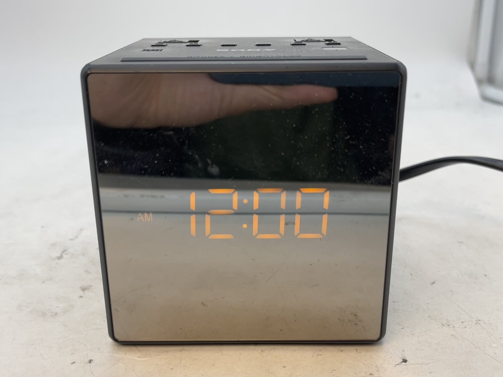 Sony ICF C 1 T Cube Dual Alarm Clock Radio AM/FM Amber LED Mirror Face FREE S/H photo Sony ICF C 1 T Cube Dual Alarm Clock Radio AM/FM Amber LED Mirror Face FREE S/H featured image