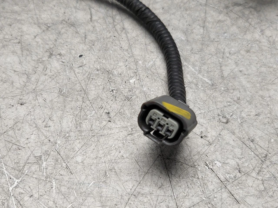 Arnés de cableado de batería Honda CR-V 2004-2005 2,4 L A/T AWD OEM 32111-PPA-A10 Foto 4 de 4