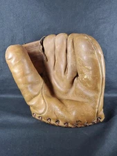 Belknap D-204 3 Baseball Glove RHT 1950's Left Hand Catch Nice Leather Retro