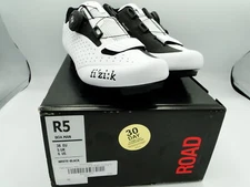 Fizik Men's R5B Uomo BOA Road Cycling Shoes - White/Black (White/Black - 38)