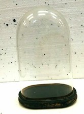 Globe de mariée en verre soufflé et socle en bois noir XIX siècle