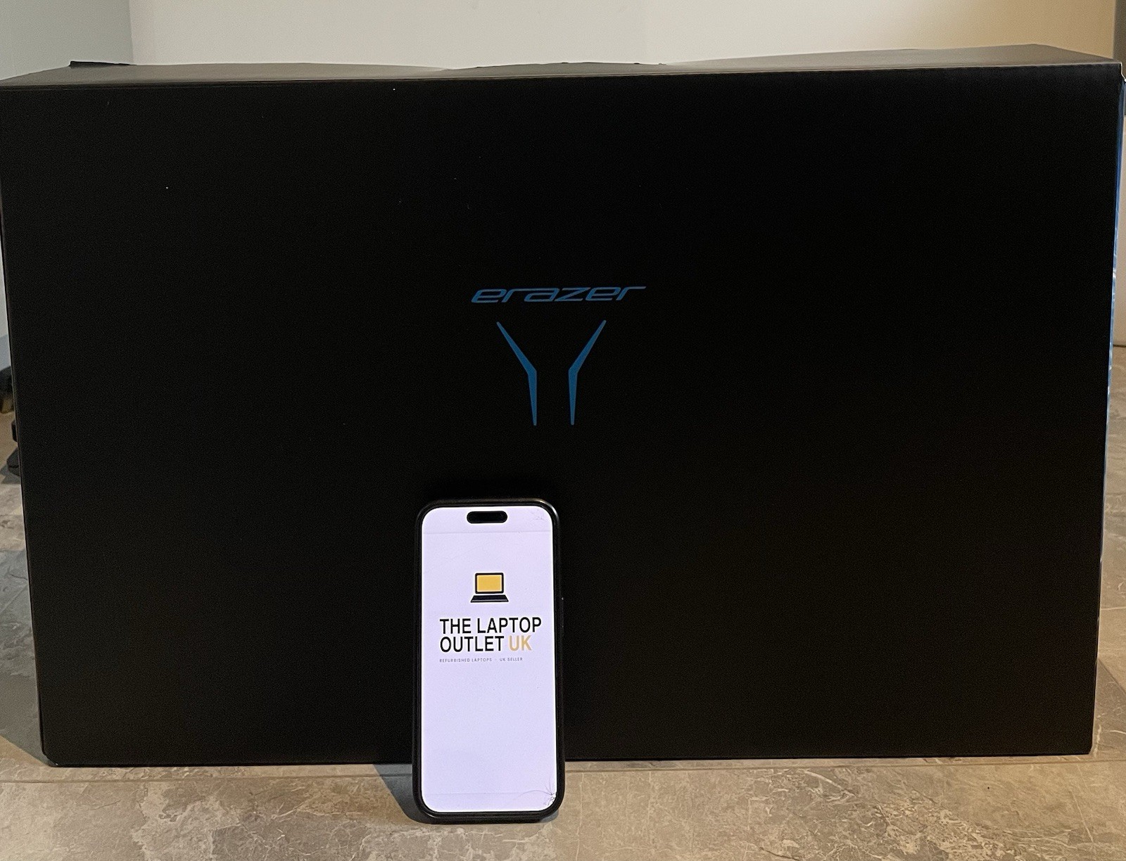 Medion ERAZER Defender 17 Gaming Laptop, i9-14900HX, RTX 5070,16GB RAM,+Warranty