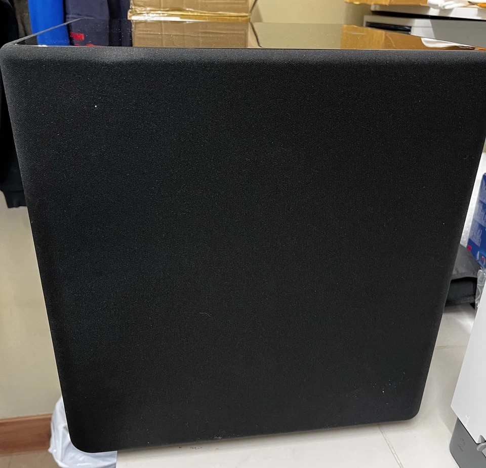 SUBWOOFER DE ALIMENTACIÓN KEF KUBE 12B 12" 300W CON CABLE DE ALIMENTACIÓN | KUBE12B | NEGRO  Foto 3 de 4